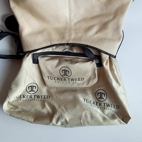 Tuckér Tweed Equestrian Manor Tote Shoulder Bag Black and Cream - Picture 6 of 7